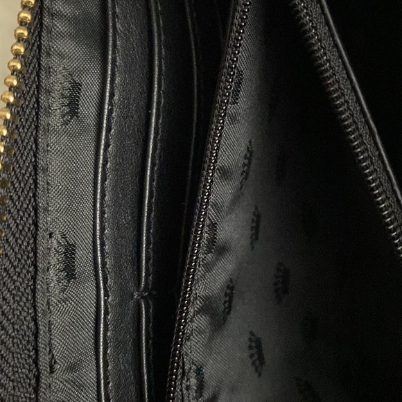 Juicy Couture Zippy Wallet NWT - Picture 5 of 7